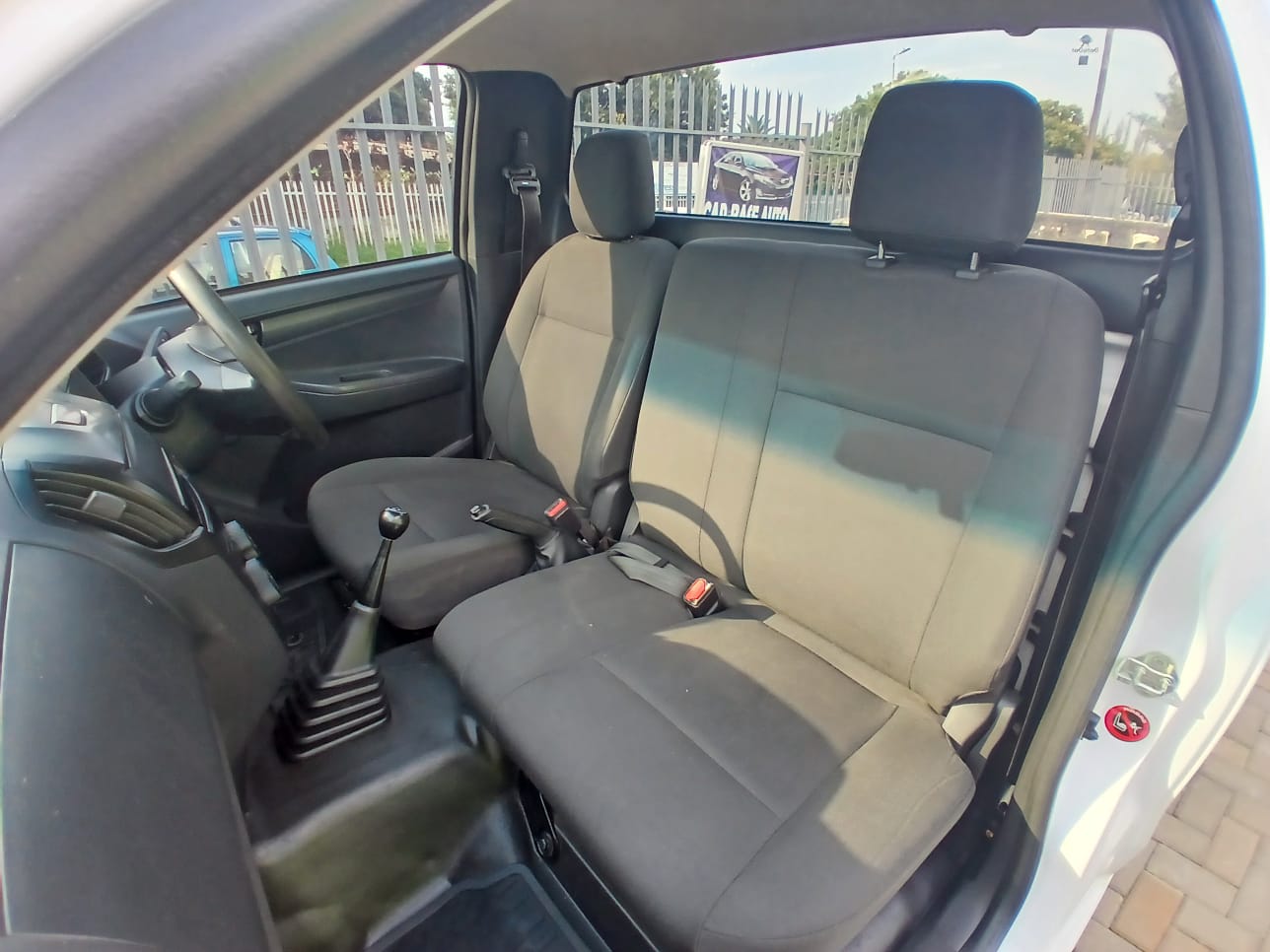 
								2022 Isuzu D-Max Single Cab 2.5 full									