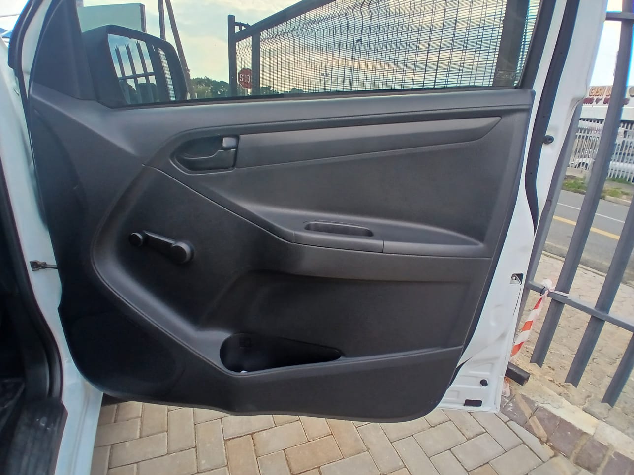 
								2022 Isuzu D-Max Single Cab 2.5 full									
