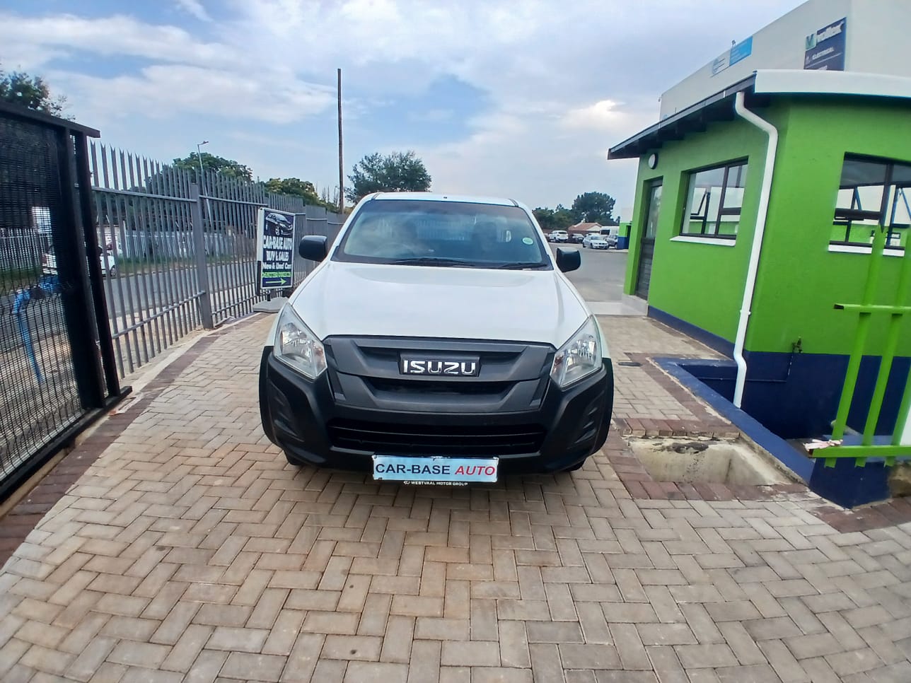 
								2022 Isuzu D-Max Single Cab 2.5 full									