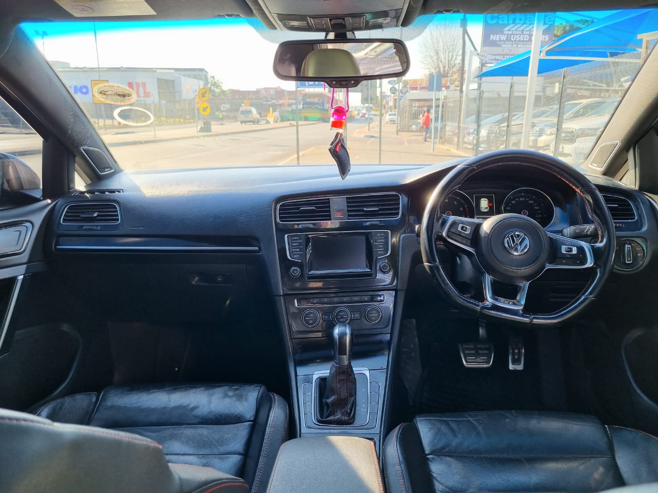 
								Golf 7 GTI 2.0 full									