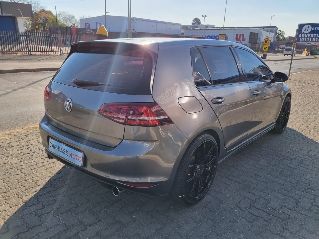 
								Golf 7 GTI 2.0 full									