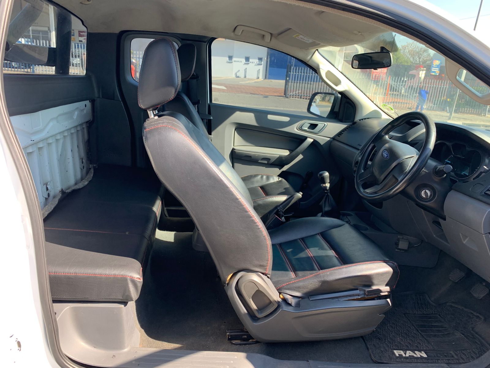
								2018 Ford Ranger 2.2 XL 4X2 Super Cab full									