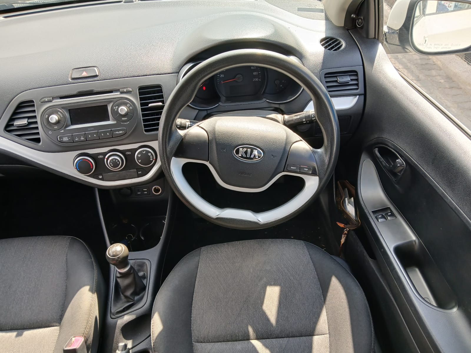 
								2015 Kia Picanto 1.0 LX full									